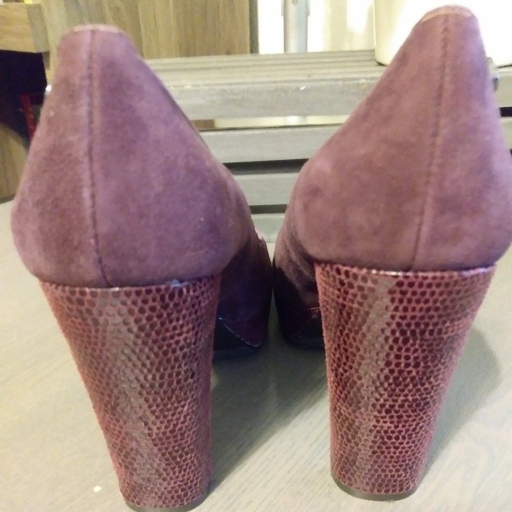 Calvin Klein Heels - Picture 3 of 5